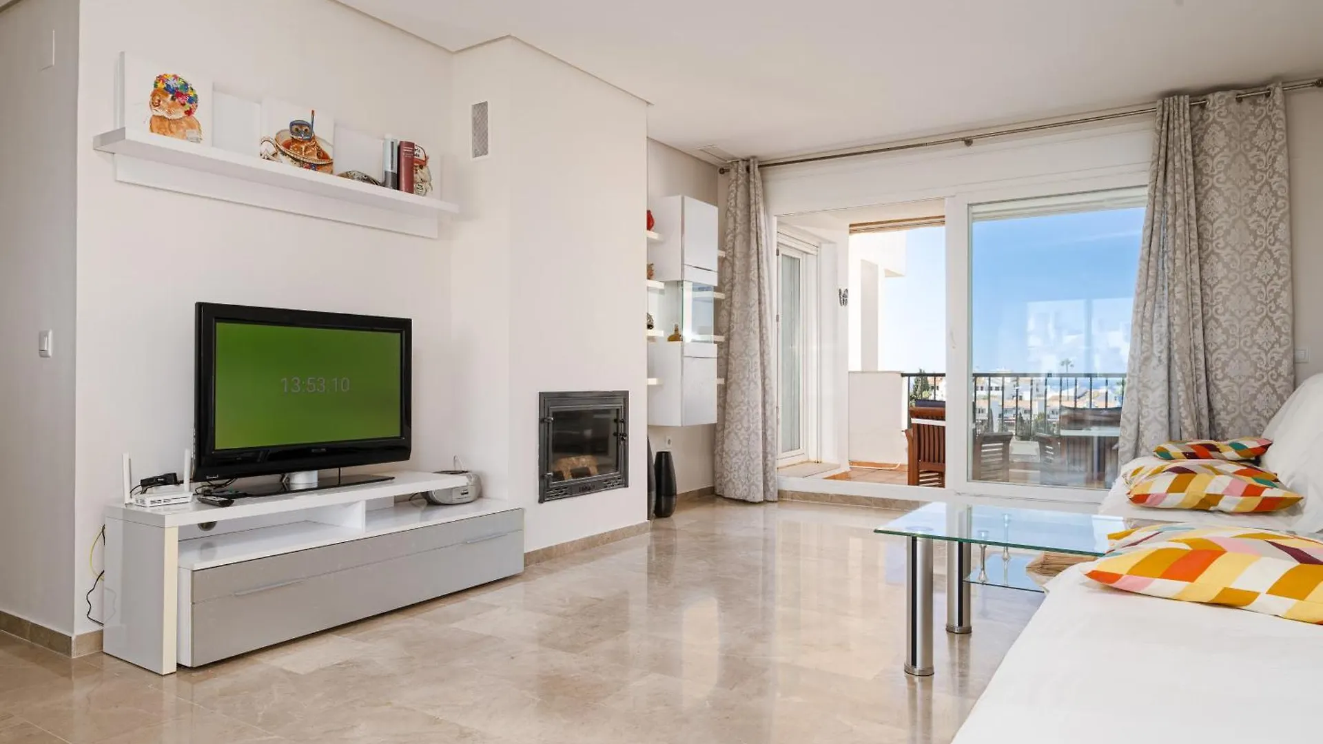 Golf Gardens Miraflores, Sea Views Apartment MIJAS COSTA 0*,  Ισπανία