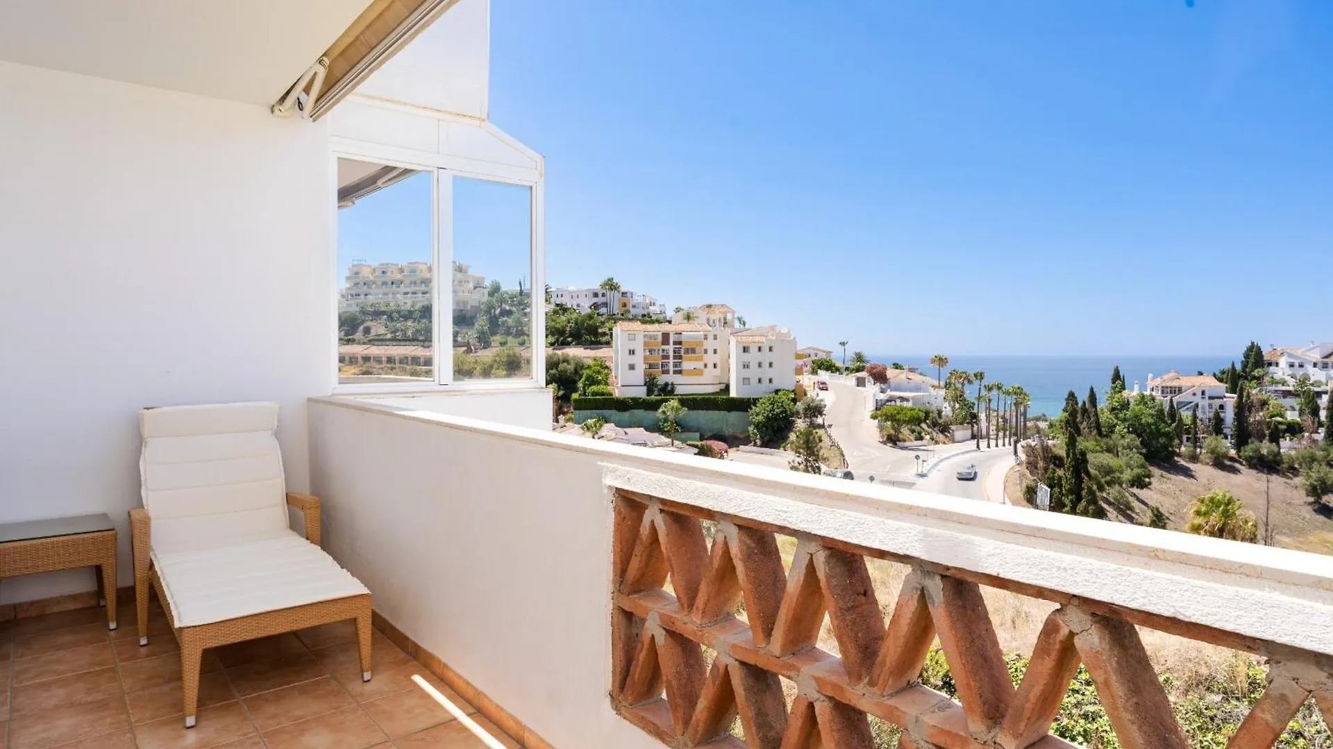 Golf Gardens Miraflores, Sea Views Apartment MIJAS COSTA